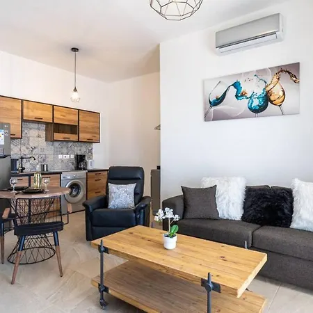 Nala - 2 Bedroom In Appartement Larnaca